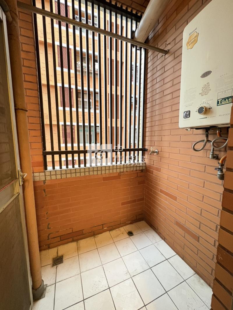 工學商圈採光2+1房美屋房屋室內格局與周邊環境