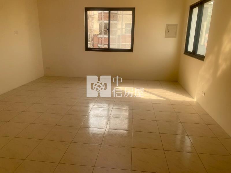 苗栗獨棟整新三車別墅房屋室內格局與周邊環境