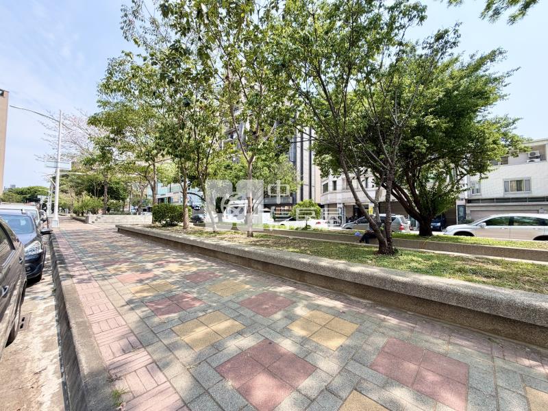 惠宇10米面寬店面房屋室內格局與周邊環境