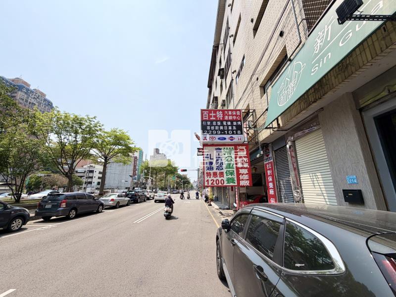 惠宇10米面寬店面房屋室內格局與周邊環境