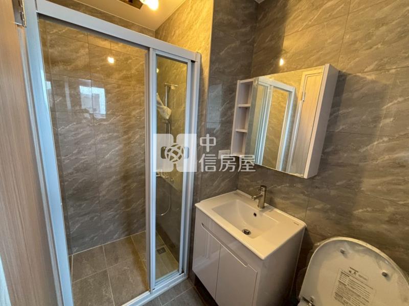 (昌祐閱灣)新光河岸閲灣二房平車高樓層視野戶房屋室內格局與周邊環境