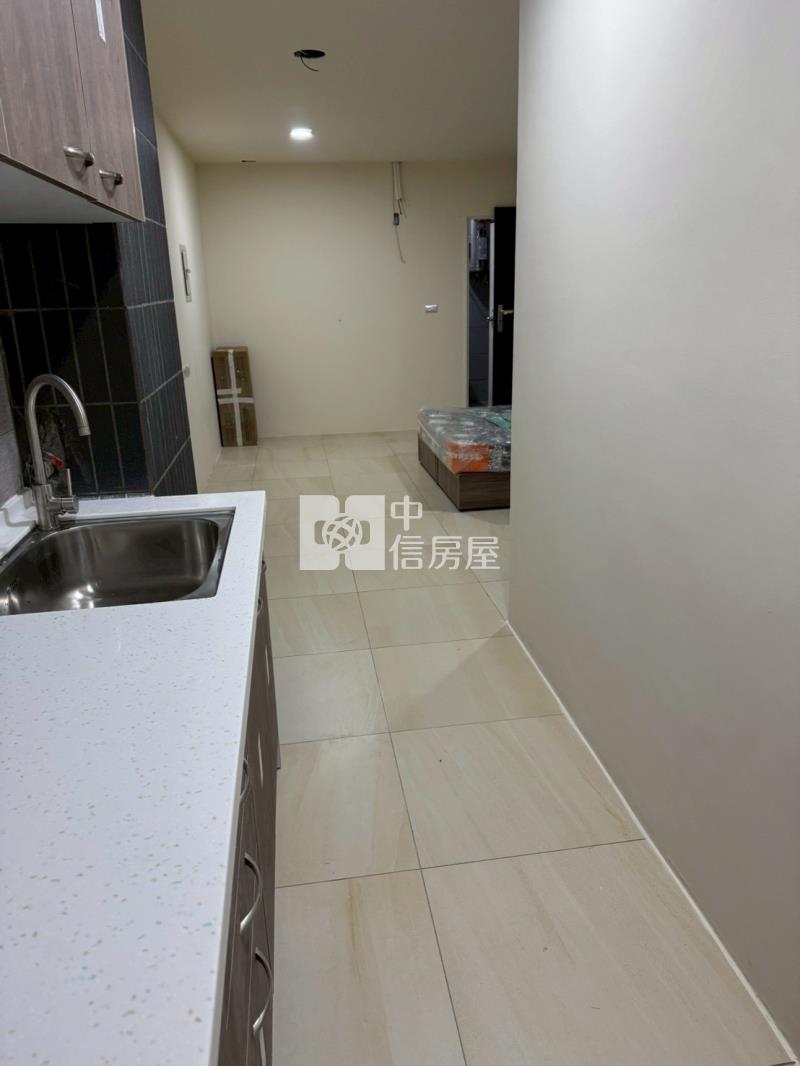 近體育園區大地坪出租透天房屋室內格局與周邊環境