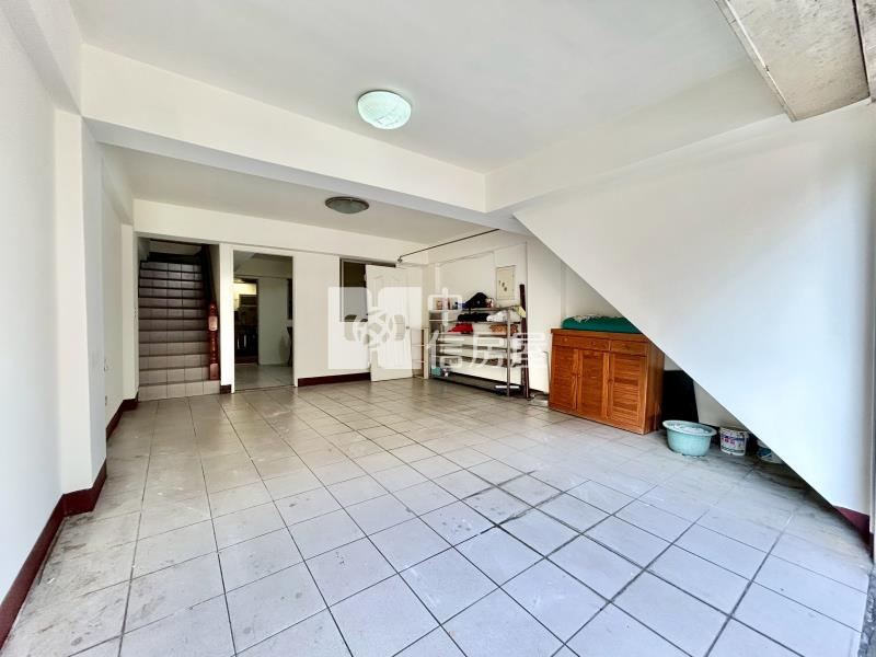 北太平活路車庫別墅房屋室內格局與周邊環境