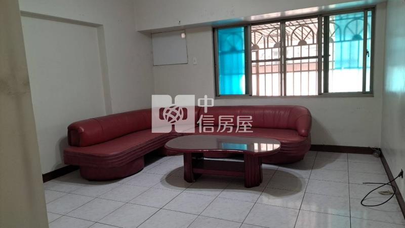 (專)近五甲家樂福優質平車店面房屋室內格局與周邊環境