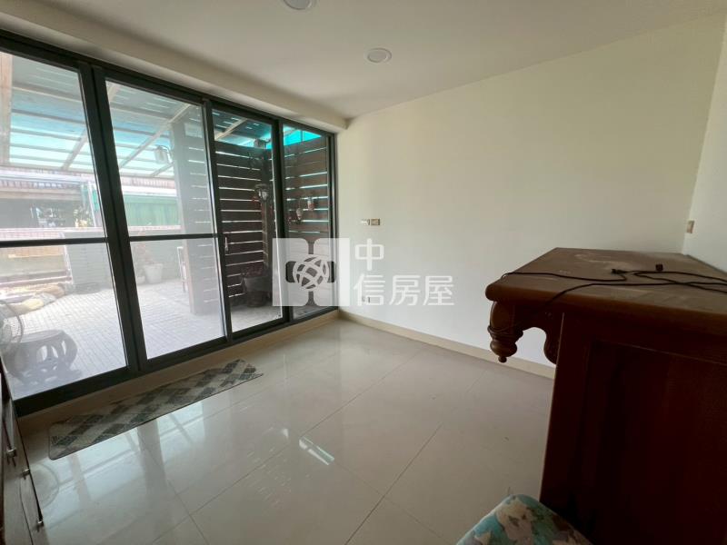 德安家康雙車位透天別墅房屋室內格局與周邊環境