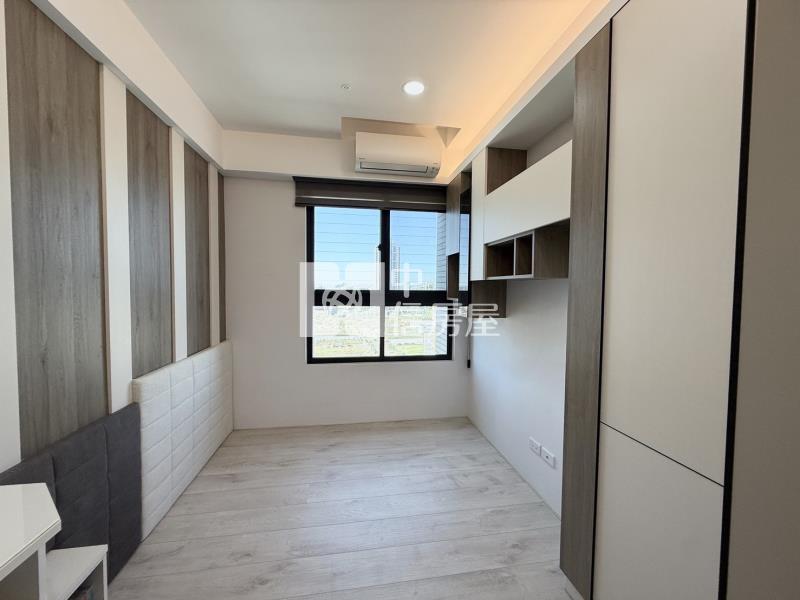 11期佳泰大崇德視野百萬裝潢三房平車房屋室內格局與周邊環境