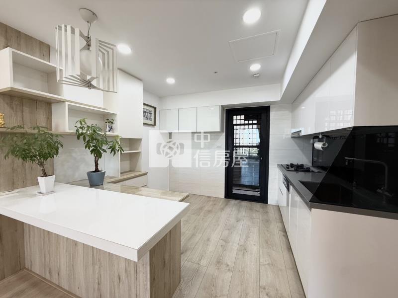 11期佳泰大崇德視野百萬裝潢三房平車房屋室內格局與周邊環境