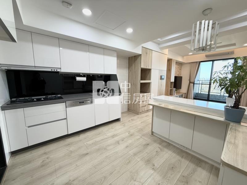 11期佳泰大崇德視野百萬裝潢三房平車房屋室內格局與周邊環境