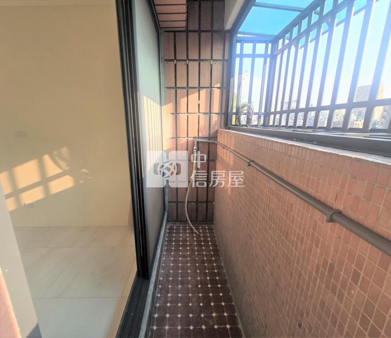 柳川河畔集賢大樓二房房屋室內格局與周邊環境