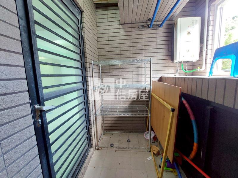 新都里松泉3房房屋室內格局與周邊環境