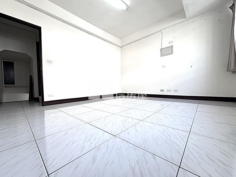 松竹商圈美透天房屋室內格局與周邊環境