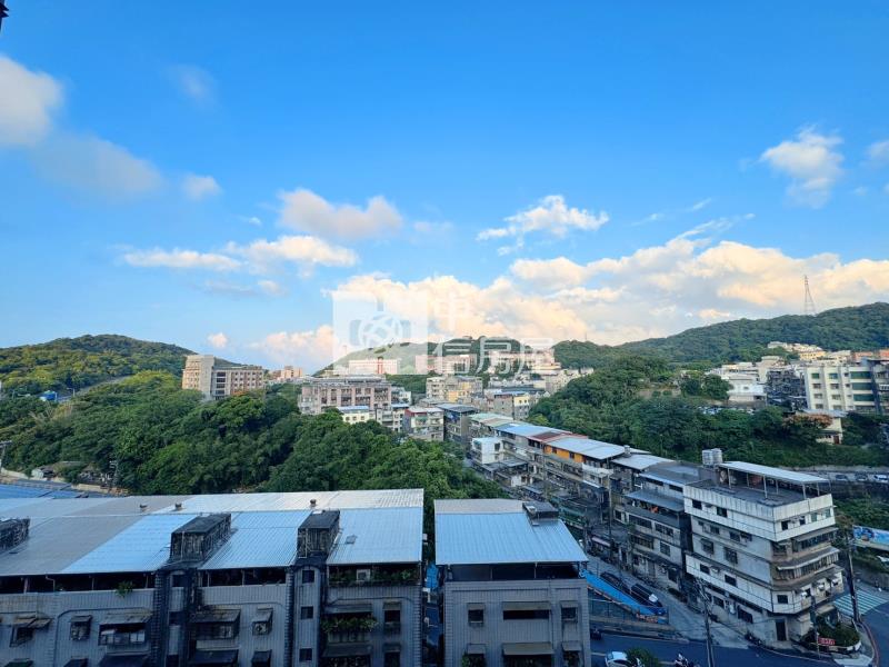 夢悅城絕美景觀二改一房加平車房屋室內格局與周邊環境