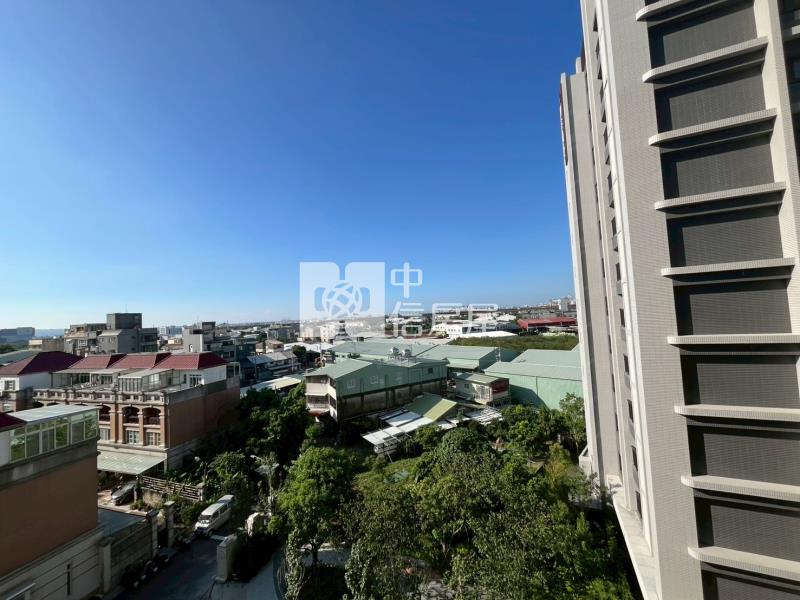 櫻花知築二房平車房屋室內格局與周邊環境