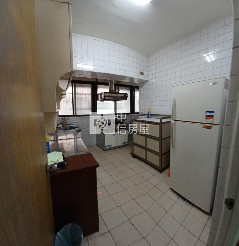 三多二路復興國宅東區房屋室內格局與周邊環境