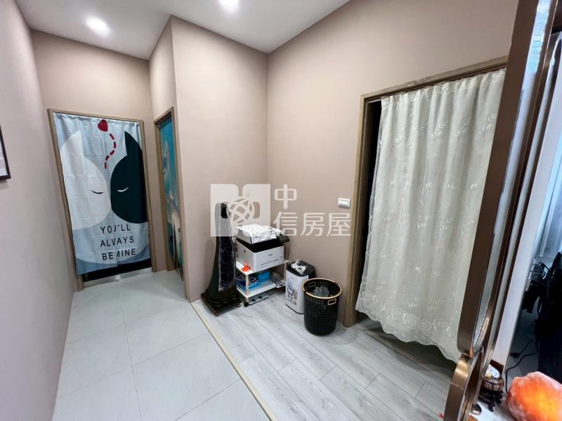 臻璽絕美裝潢電梯2房房屋室內格局與周邊環境