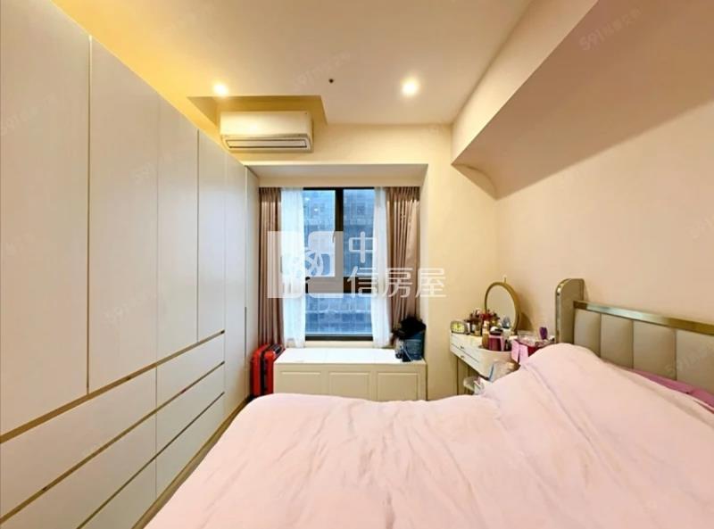 金捷市精裝三房大車位房屋室內格局與周邊環境