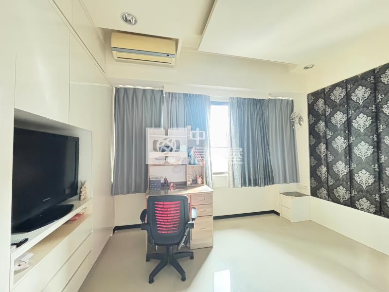 涵悅稀有亮麗4房平車房屋室內格局與周邊環境