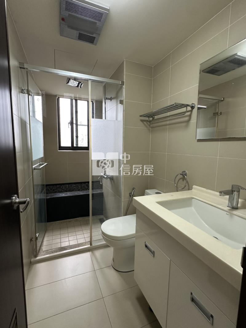 龍岡國中旁美兩房+車位房屋室內格局與周邊環境