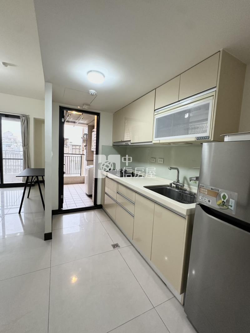 龍岡國中旁美兩房+車位房屋室內格局與周邊環境