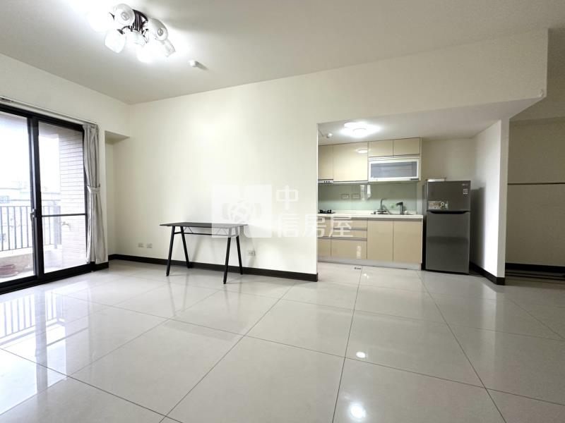 龍岡國中旁美兩房+車位房屋室內格局與周邊環境