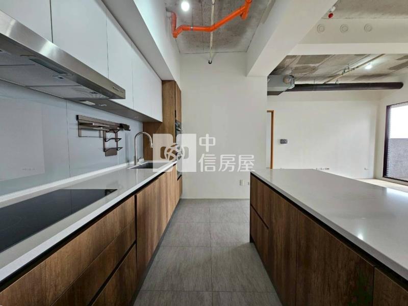 大塊森濤朝北頂級視野三房平車房屋室內格局與周邊環境