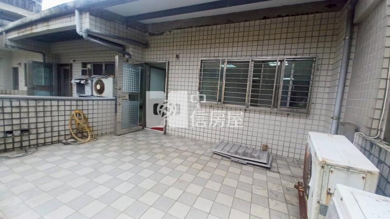 仁愛市場旁透店房屋室內格局與周邊環境