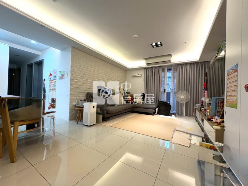 海洋世界裝潢屋平面大車位