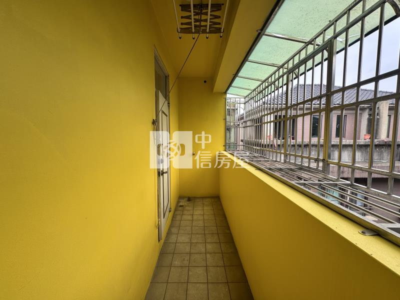 斗六雲科大旁臨路車庫別墅房屋室內格局與周邊環境