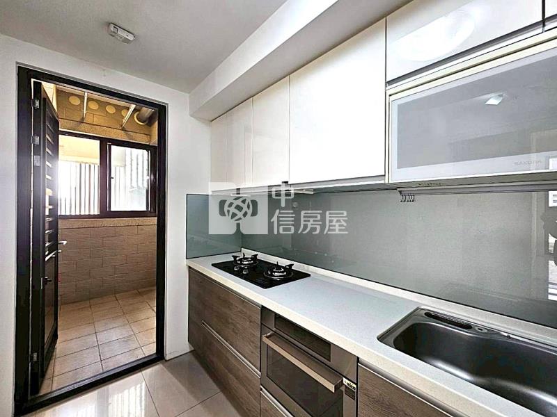 國慶煙火國聚之界高樓三房B1平車房屋室內格局與周邊環境