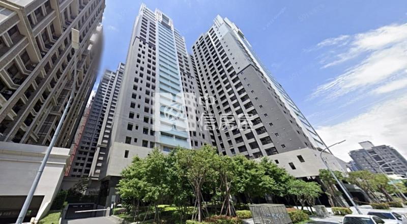 東方文華近好市多雙車位房屋室內格局與周邊環境