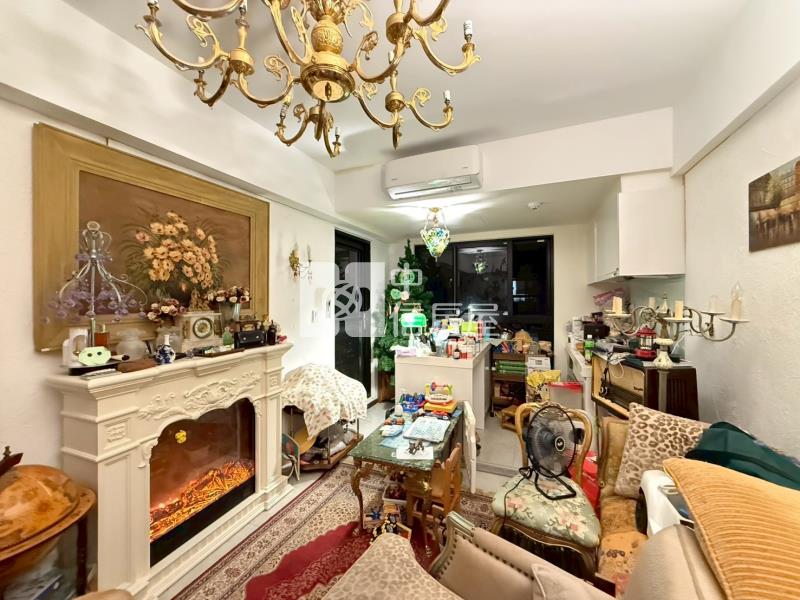 新橫濱歐風城堡玄關兩房車