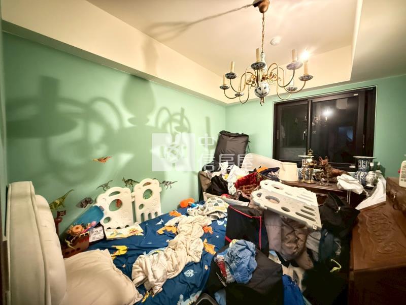 新橫濱歐風城堡玄關兩房車房屋室內格局與周邊環境