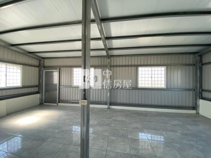 新園臨路雙店面透天房屋室內格局與周邊環境