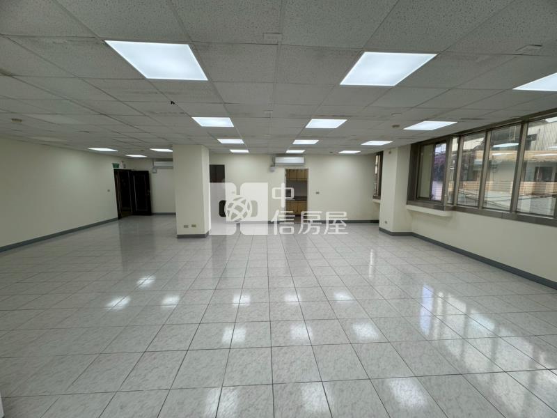 龜山吉祥企業大樓明亮廠辦房屋室內格局與周邊環境