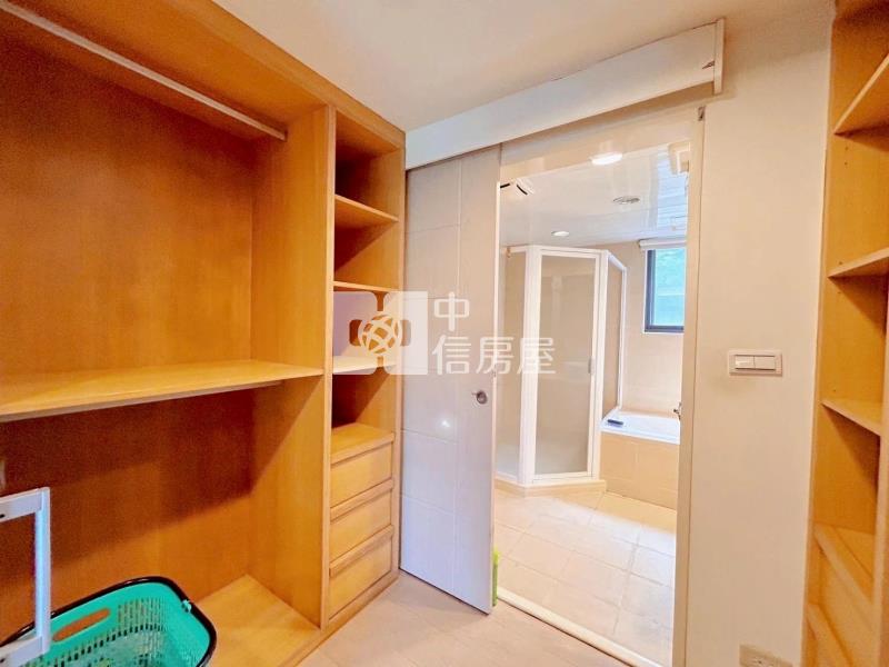 德安家康前區五房雙車位房屋室內格局與周邊環境