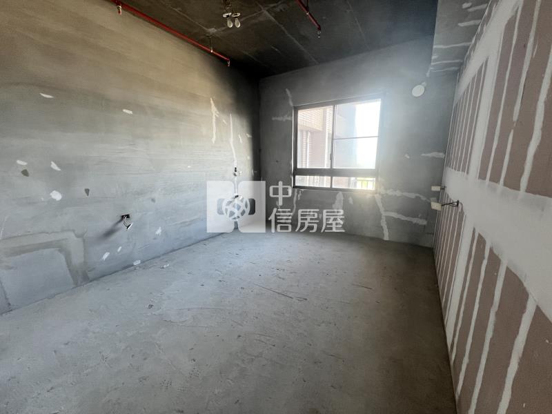 城上城凌雲大戶+連號雙平車房屋室內格局與周邊環境