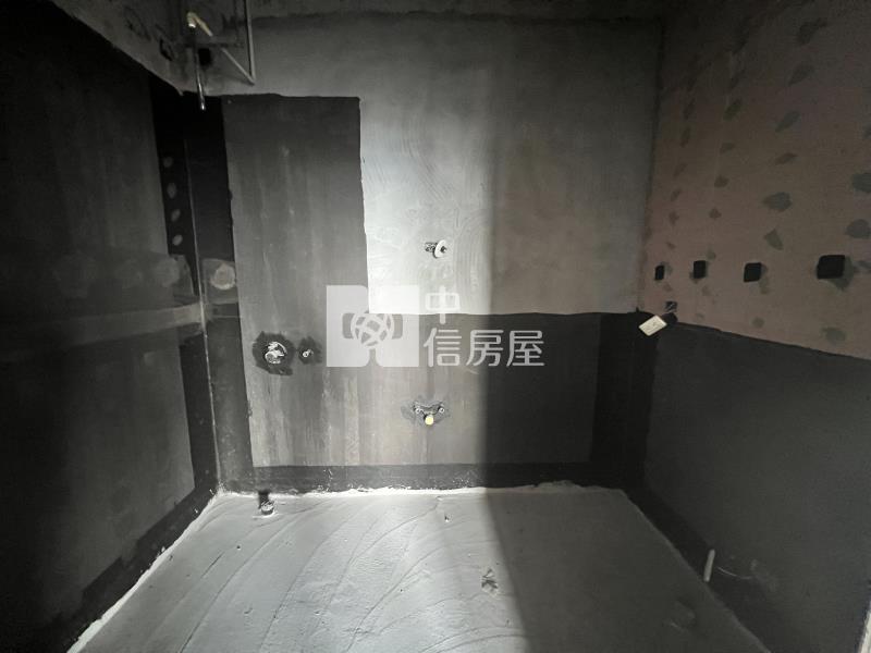 城上城凌雲大戶+連號雙平車房屋室內格局與周邊環境