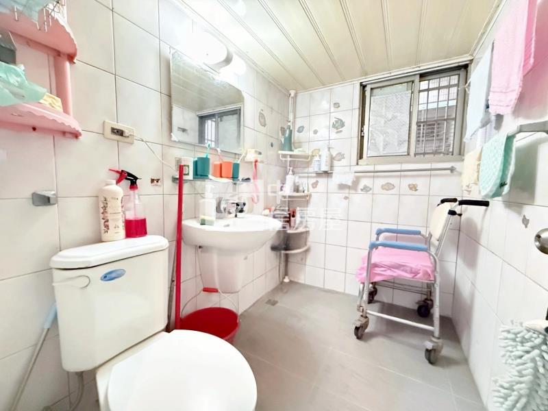 喜市直達明亮三房房屋室內格局與周邊環境