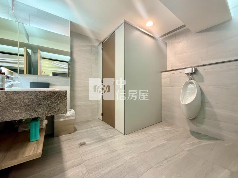 120坪精美風格稀有釋出雙車位市中心房屋室內格局與周邊環境