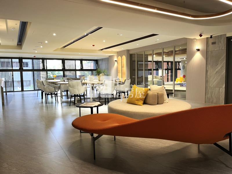 亞灣星玥灣三房+平車房屋室內格局與周邊環境