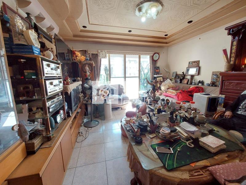 龍騰前區大坪數四房房屋室內格局與周邊環境