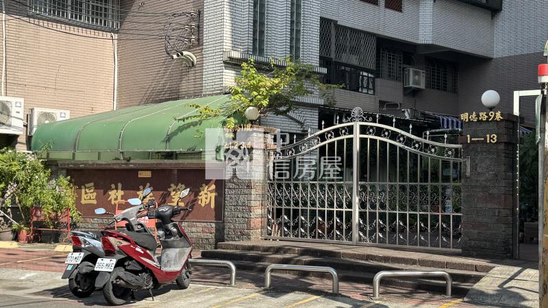 高雄房屋-大寮捷運生活圈四房車位大廈房屋室內格局與周邊環境