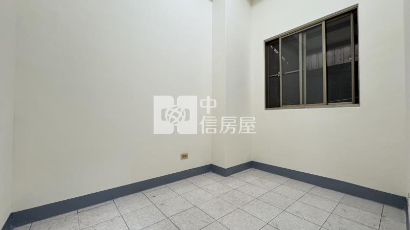 高雄房屋-大寮捷運生活圈四房車位大廈房屋室內格局與周邊環境