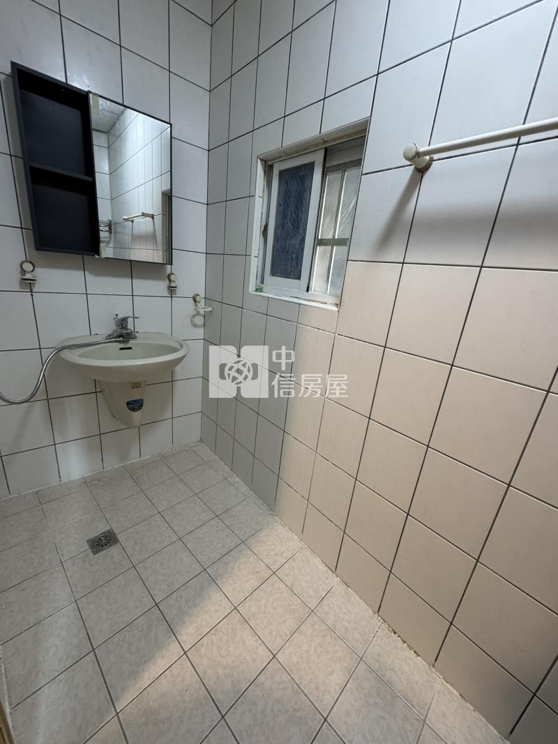 3S26桃園火車站透天房屋室內格局與周邊環境