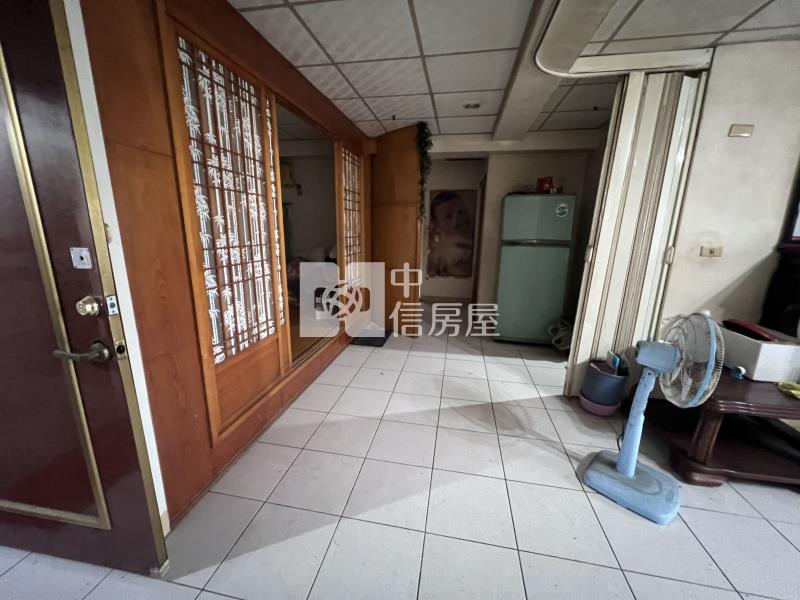 207新生國小旁景觀華廈房屋室內格局與周邊環境