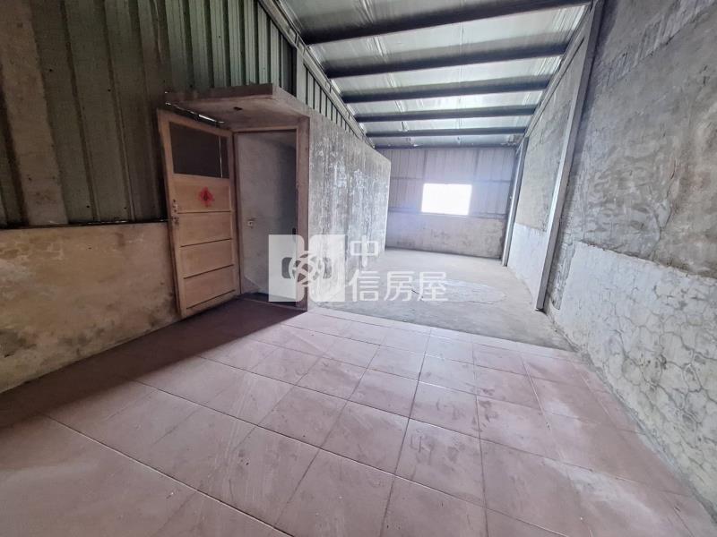 新營近家樂福大地坪透天房屋室內格局與周邊環境