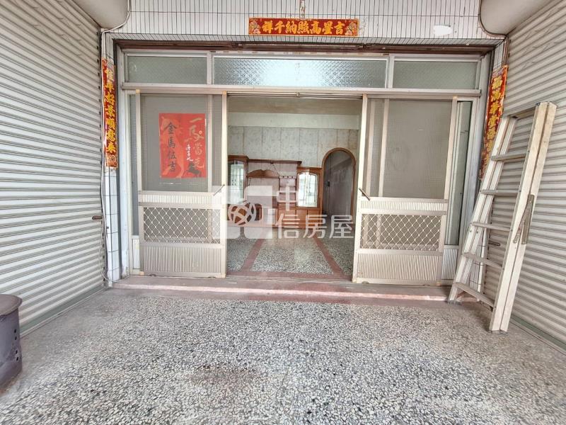 新營近家樂福大地坪透天房屋室內格局與周邊環境