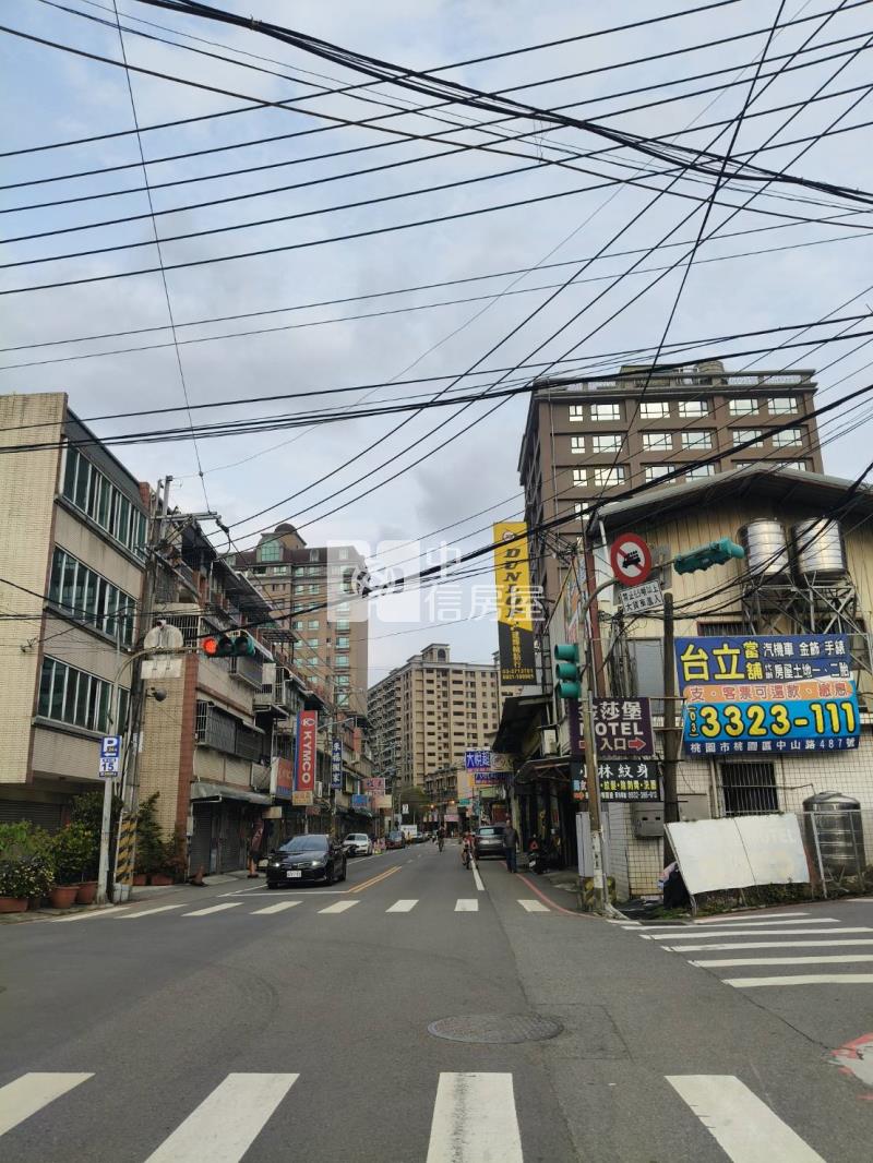 A-19豪椰大鎮房屋室內格局與周邊環境