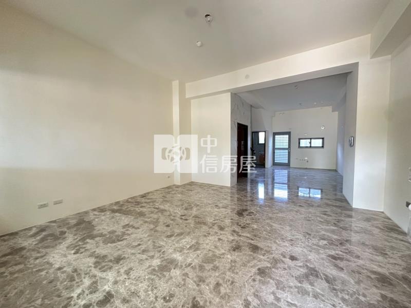 (永福居)長億公園旁全新電梯別墅