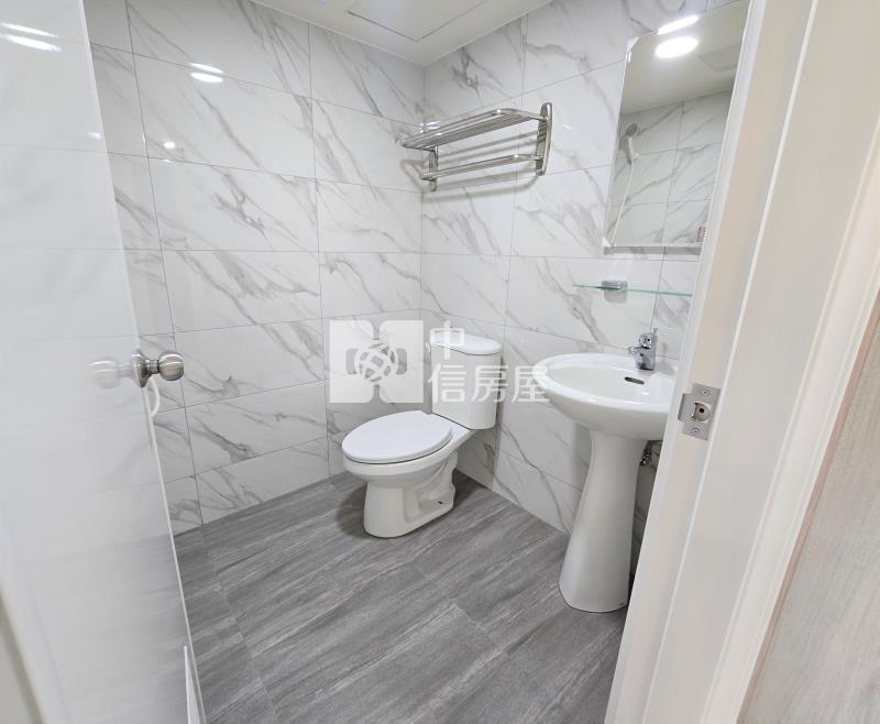 文心國小3房3衛+車位房屋室內格局與周邊環境